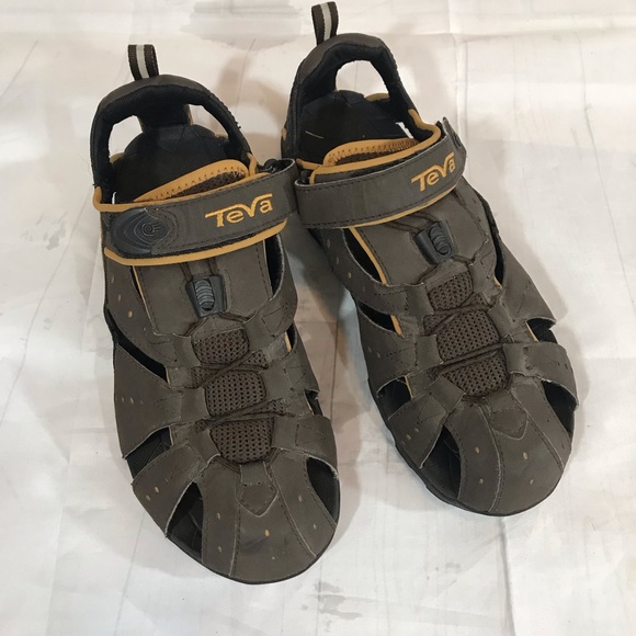 tevas mens shoes